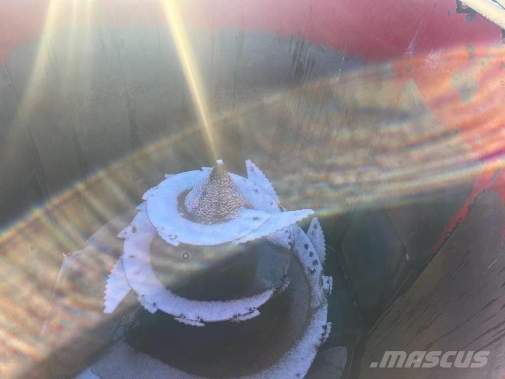 Peecon VMF 150 Rehuvaunut