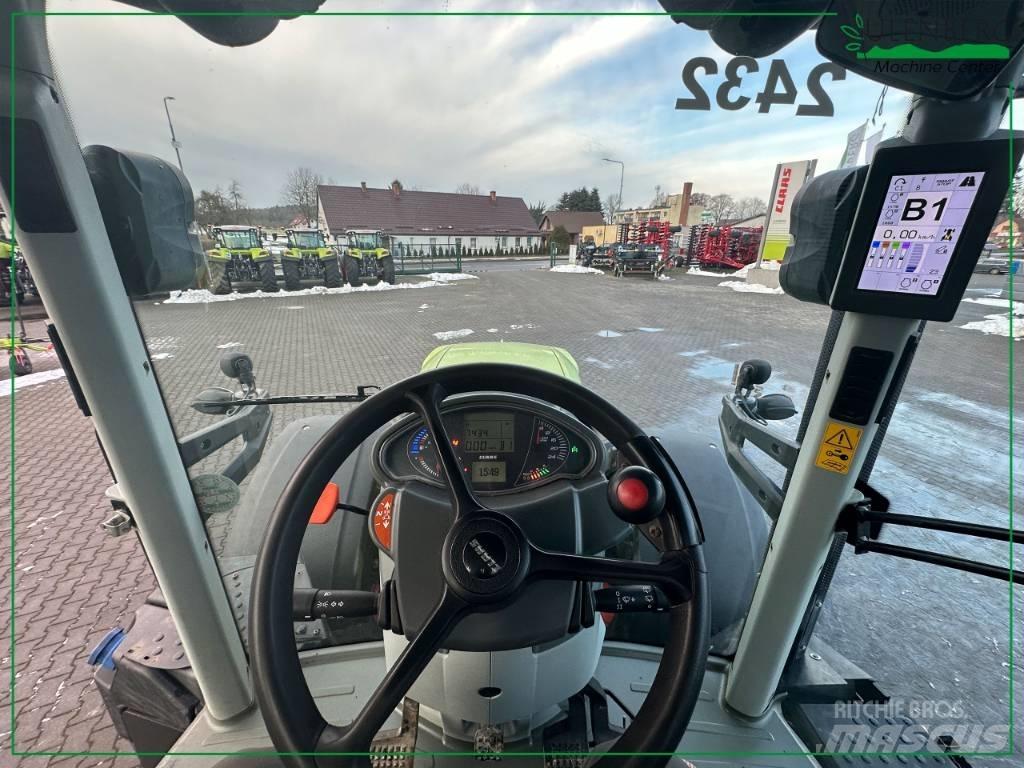 CLAAS Axion 850 Traktorit