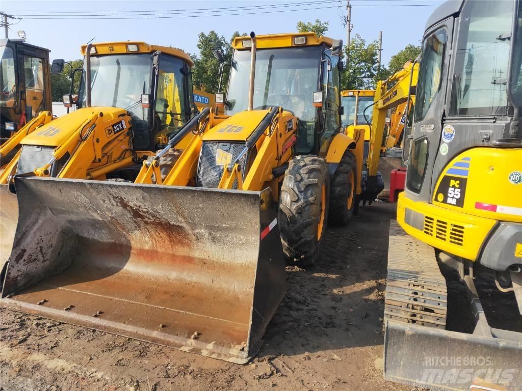 JCB 4CX Kaivurikuormaajat