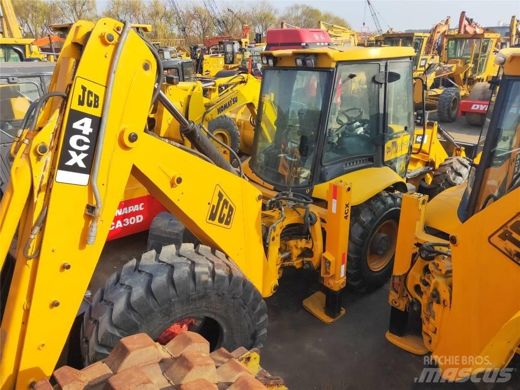 JCB 4CX Kaivurikuormaajat