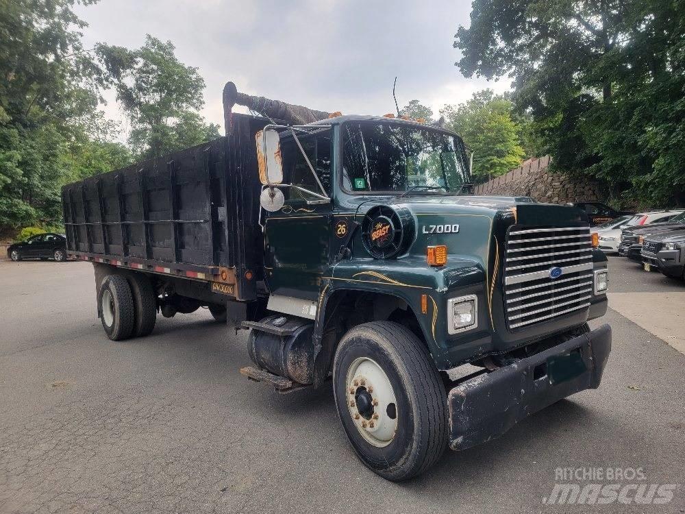Ford L 7000 Sora- ja kippiautot