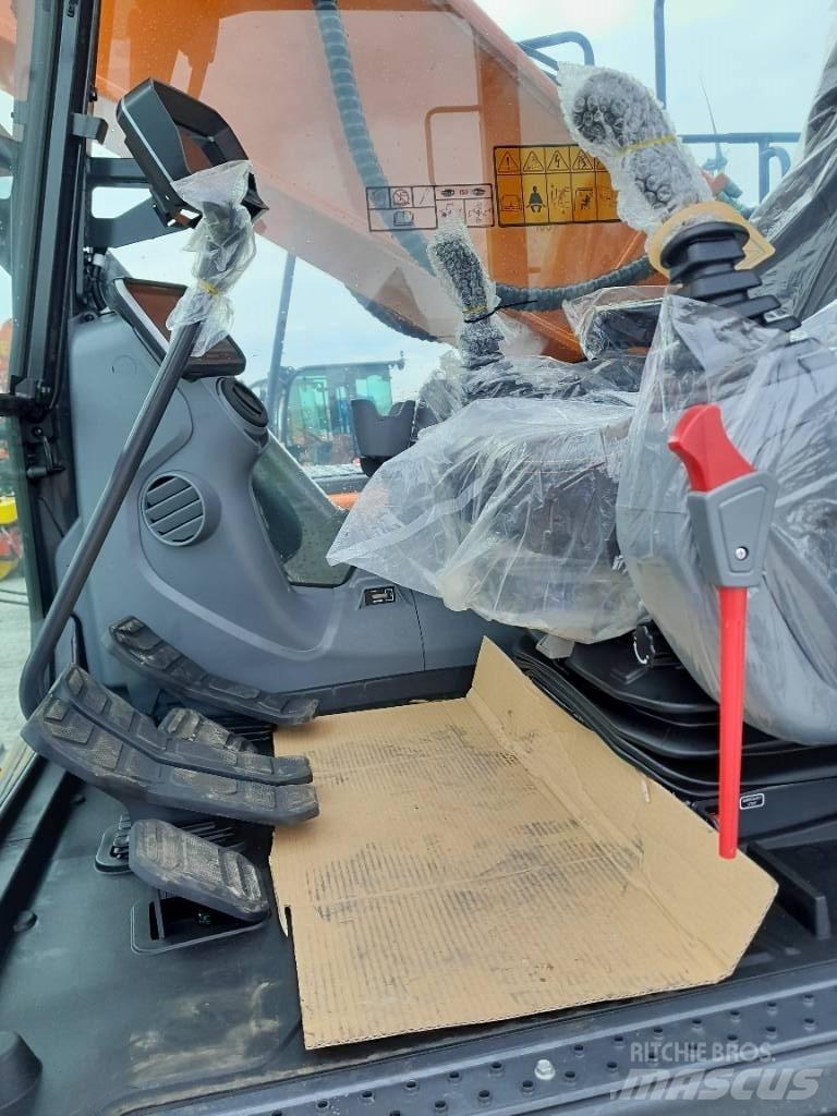 Doosan DX 255 NLC-7 Telakaivukoneet