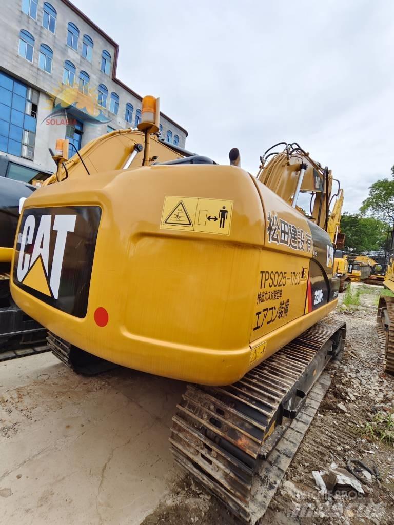 CAT 320 D L Telakaivukoneet
