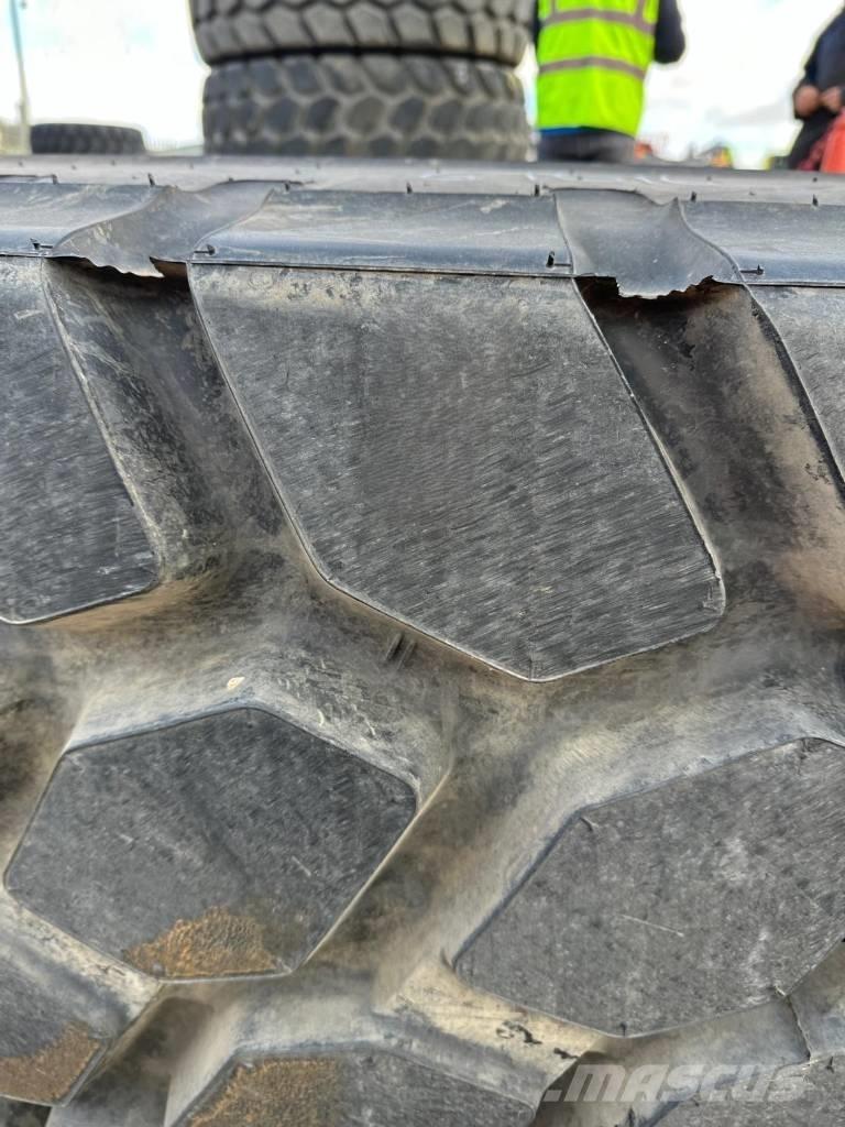 Bridgestone 26.5R25 Renkaat ja vanteet