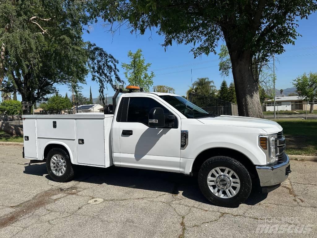 Ford F250 Lava-autot
