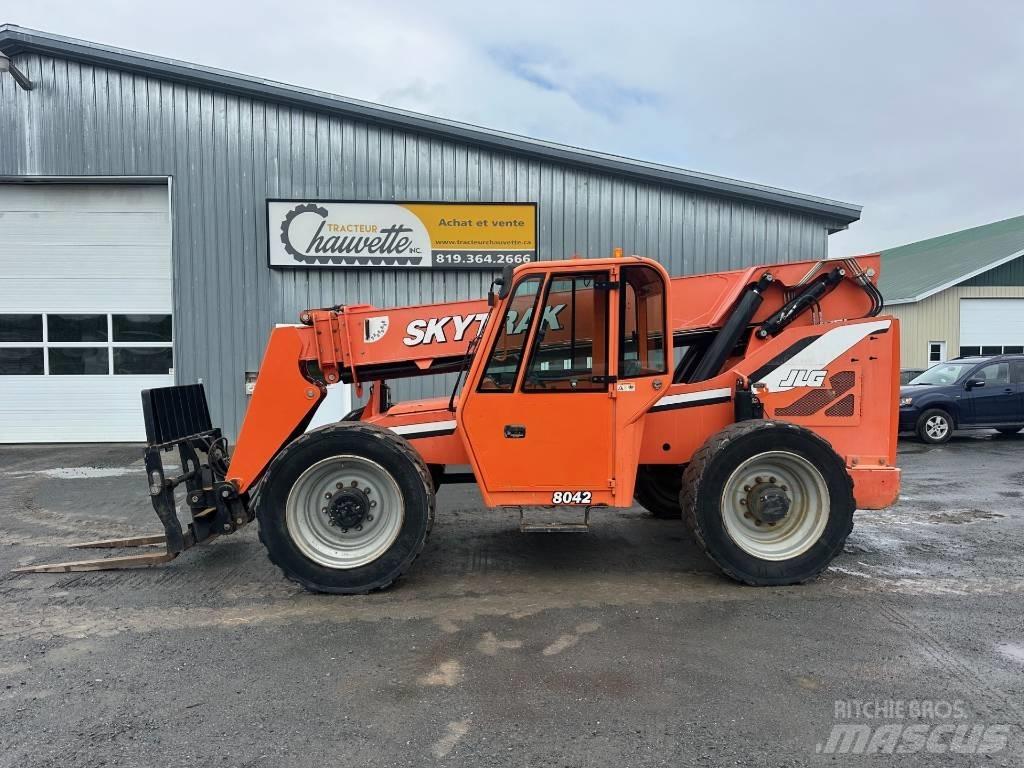 SkyTrak 8042 Kurottajat