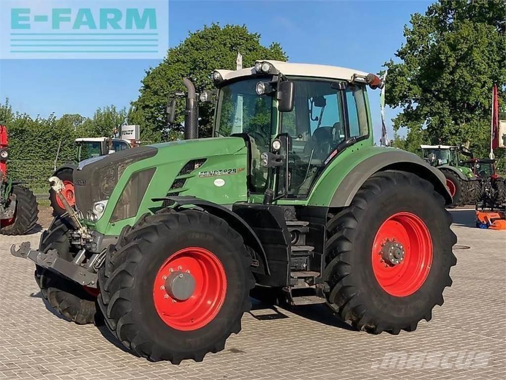 Fendt 828 scr Traktorit