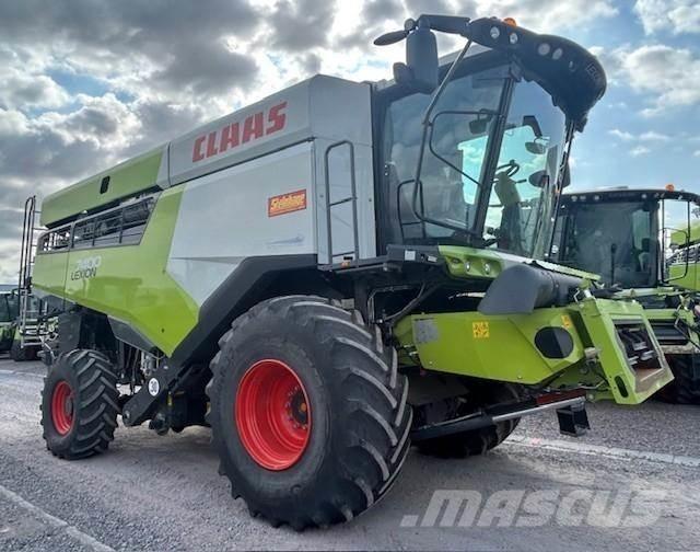 CLAAS LEXION 7400 Leikkuupuimurit