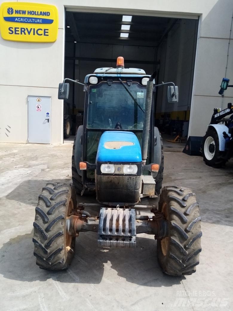 New Holland TN 90 F Traktorit