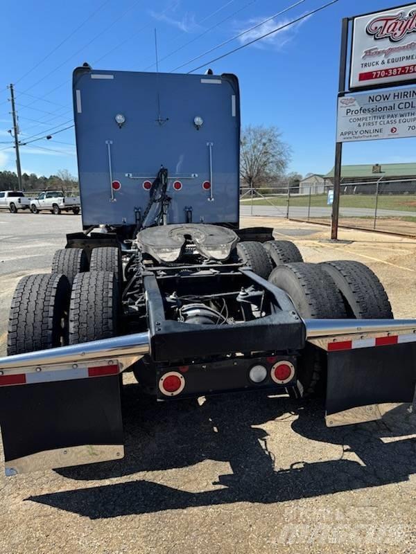 Peterbilt 389 Vetopöytäautot