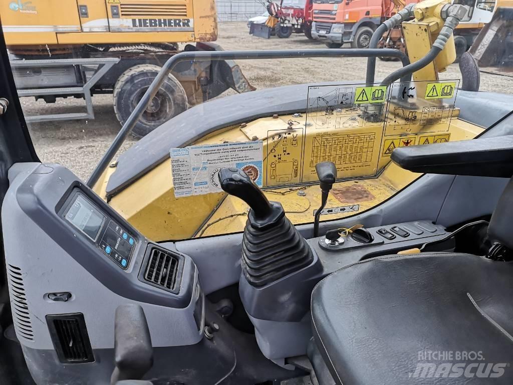 Komatsu PC 78 MR-6 Midikaivukoneet 7t - 12t