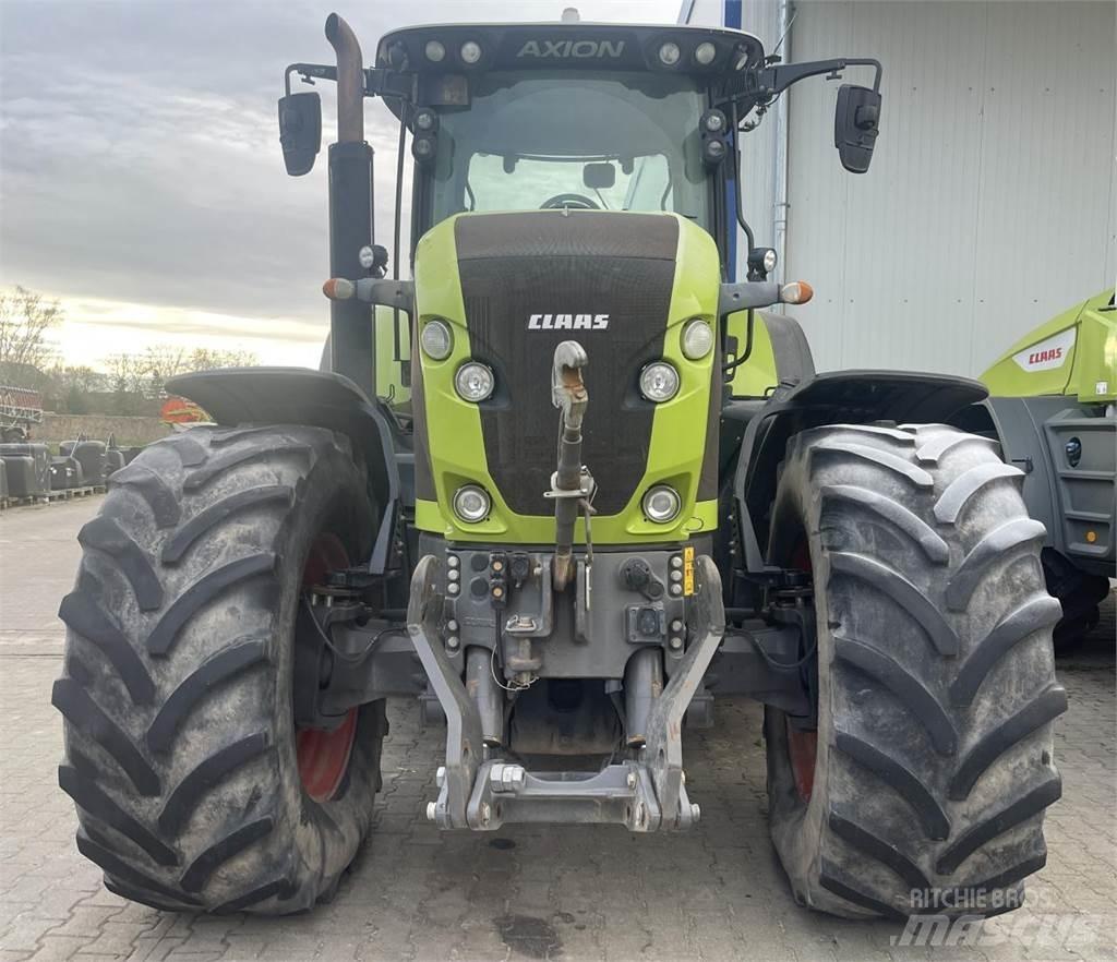 CLAAS Axion 930 Traktorit