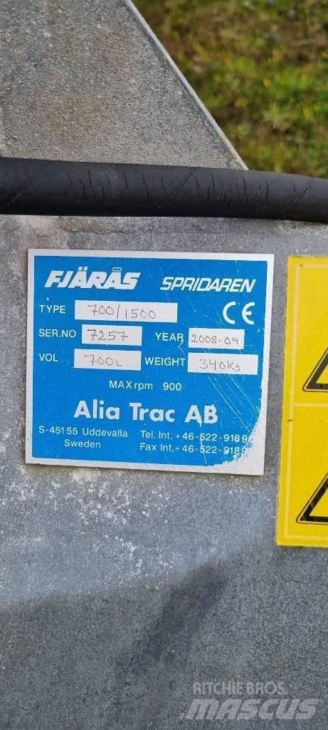 Fjärås 700 Hiekan- ja suolanlevittimet