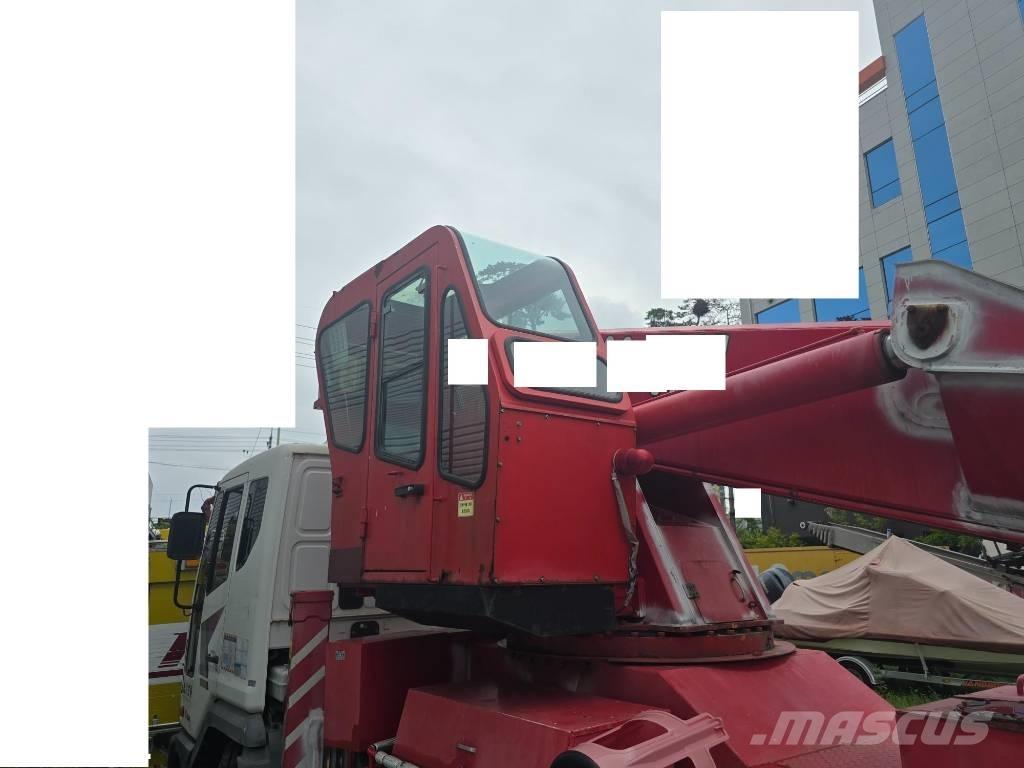Horyong SKY450 Nostolava-autot
