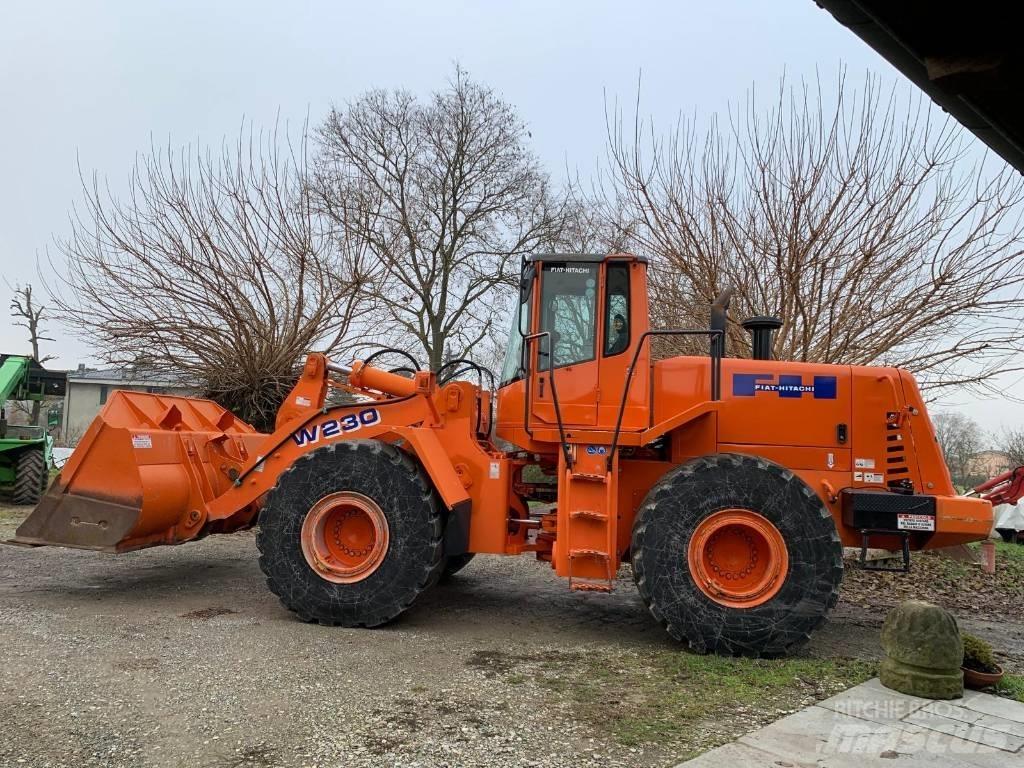 Fiat-Hitachi W230 Pyöräkuormaajat
