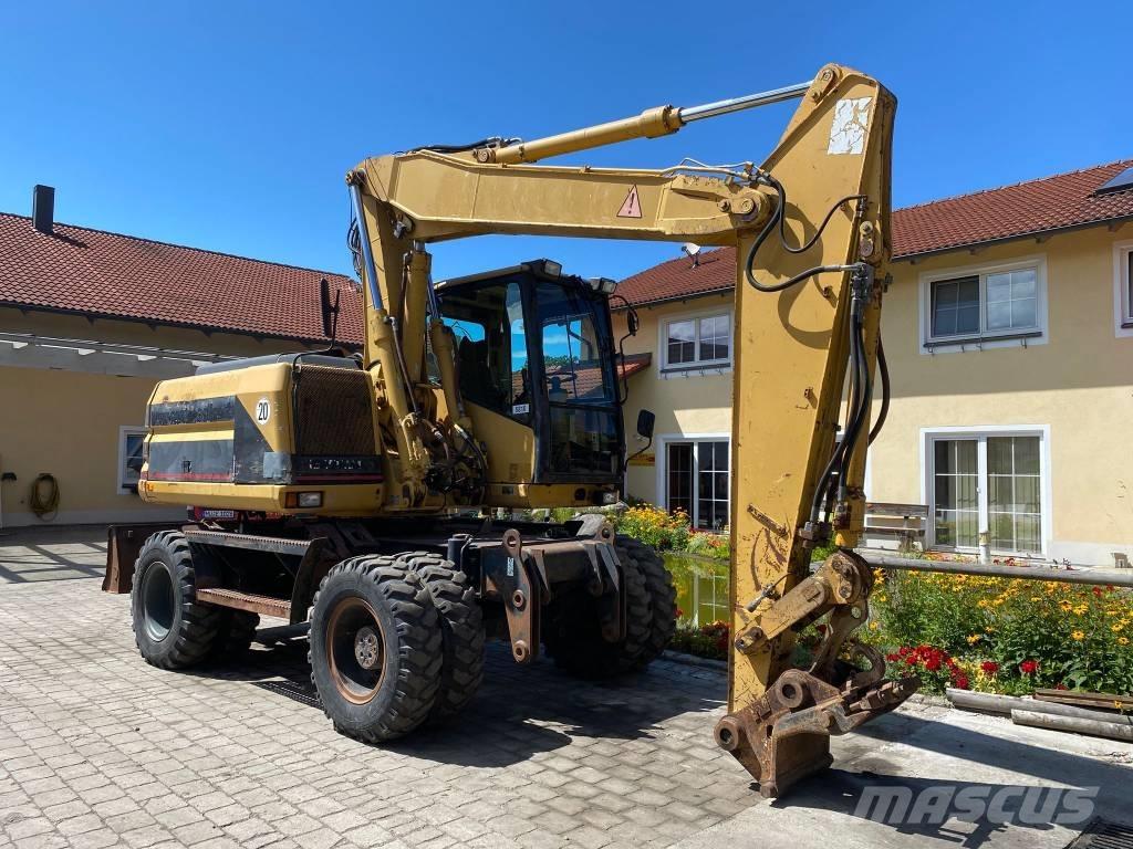 CAT M 312 Pyöräkaivukoneet