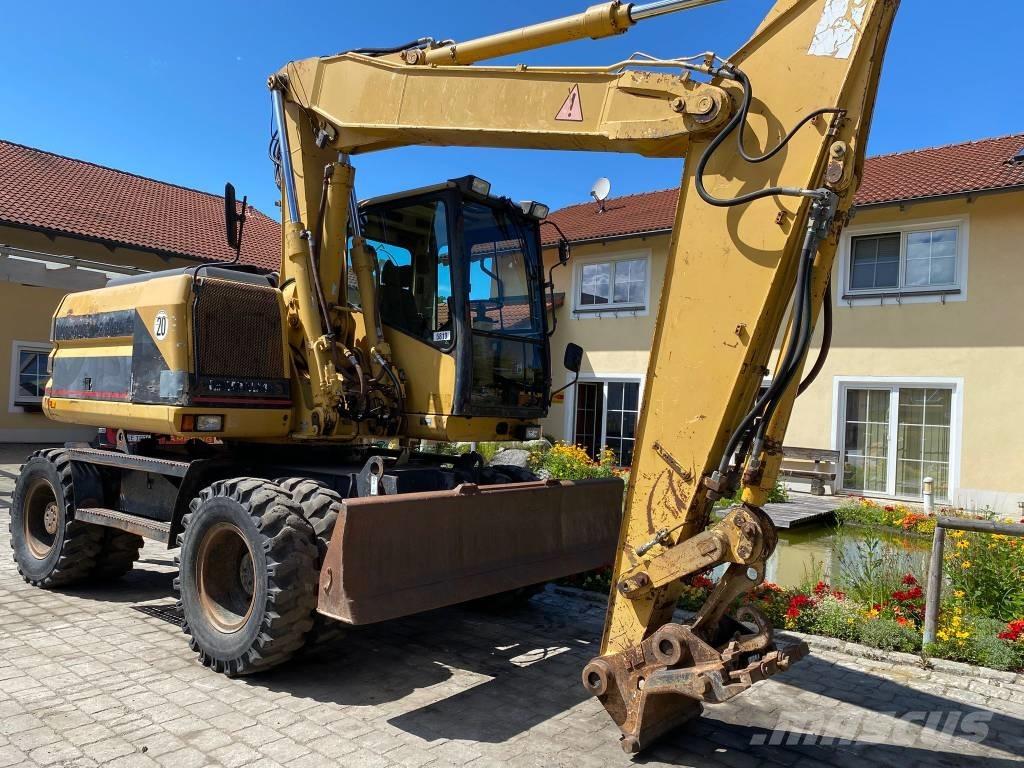 CAT M 312 Pyöräkaivukoneet