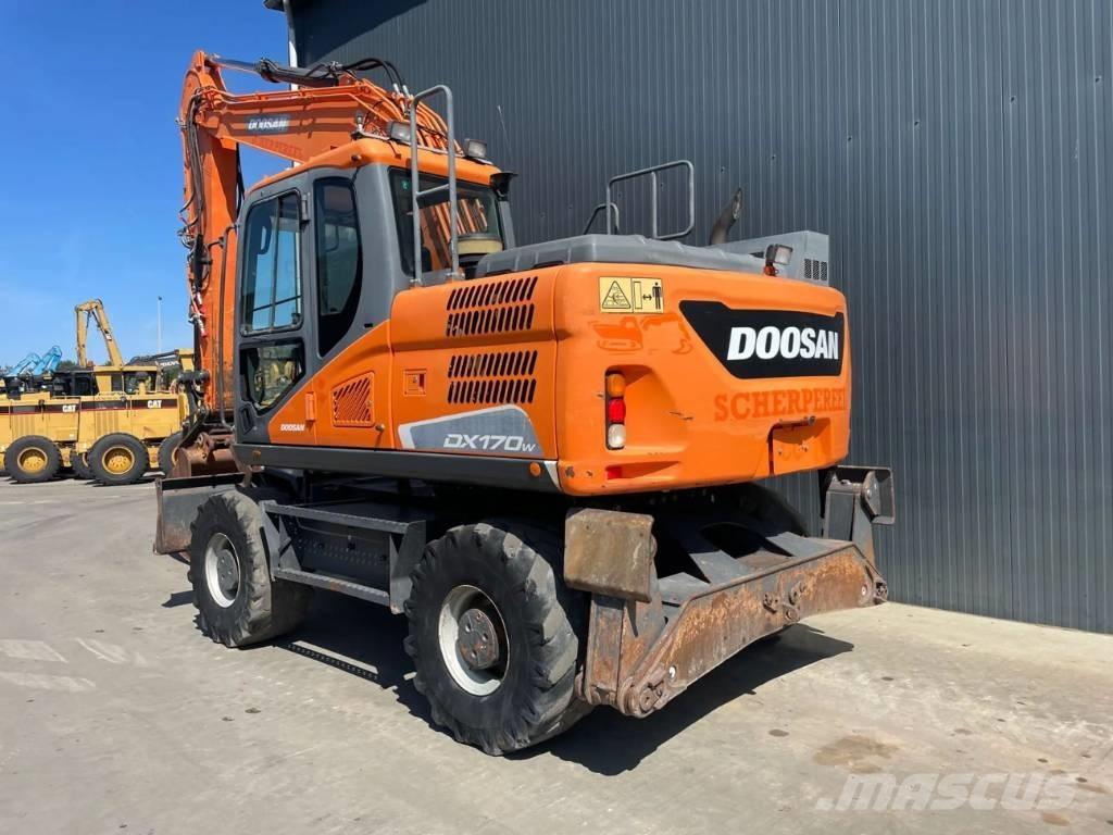 Doosan DX170W-5 Pyöräkaivukoneet