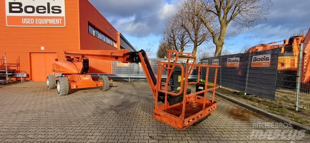 JLG M600JP Kuukulkijat