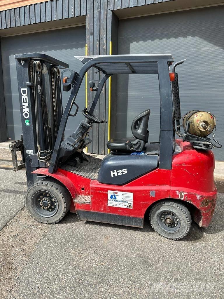  DEMO DM-H 25 VGT Nestekaasutrukit