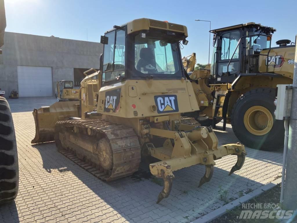 CAT D 6 K 2 XL Telaketjupuskutraktorit