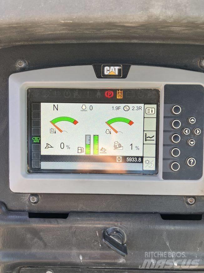 CAT D 6 K 2 XL Telaketjupuskutraktorit