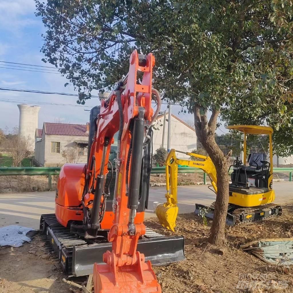 Kubota U 30 Minikaivukoneet < 7t