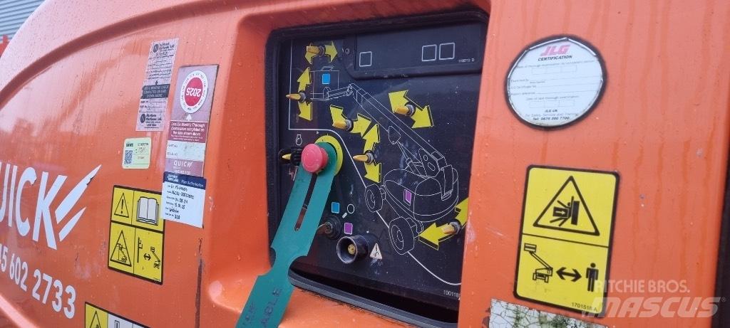 JLG 860 SJ Teleskooppipuominostimet