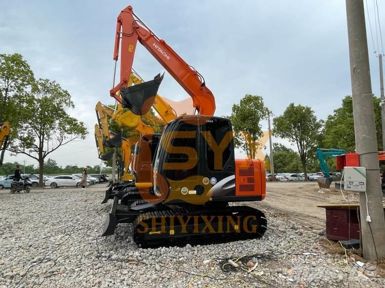 Hitachi ZX70 Midikaivukoneet 7t - 12t