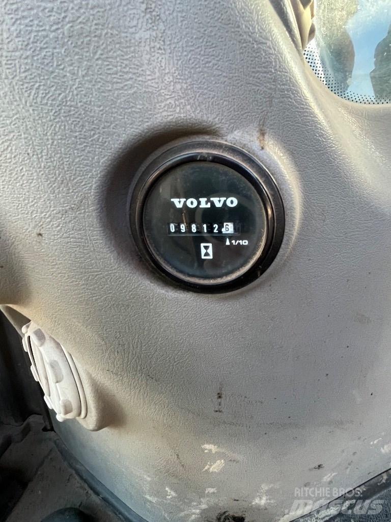 Volvo EC 480 E L Telakaivukoneet