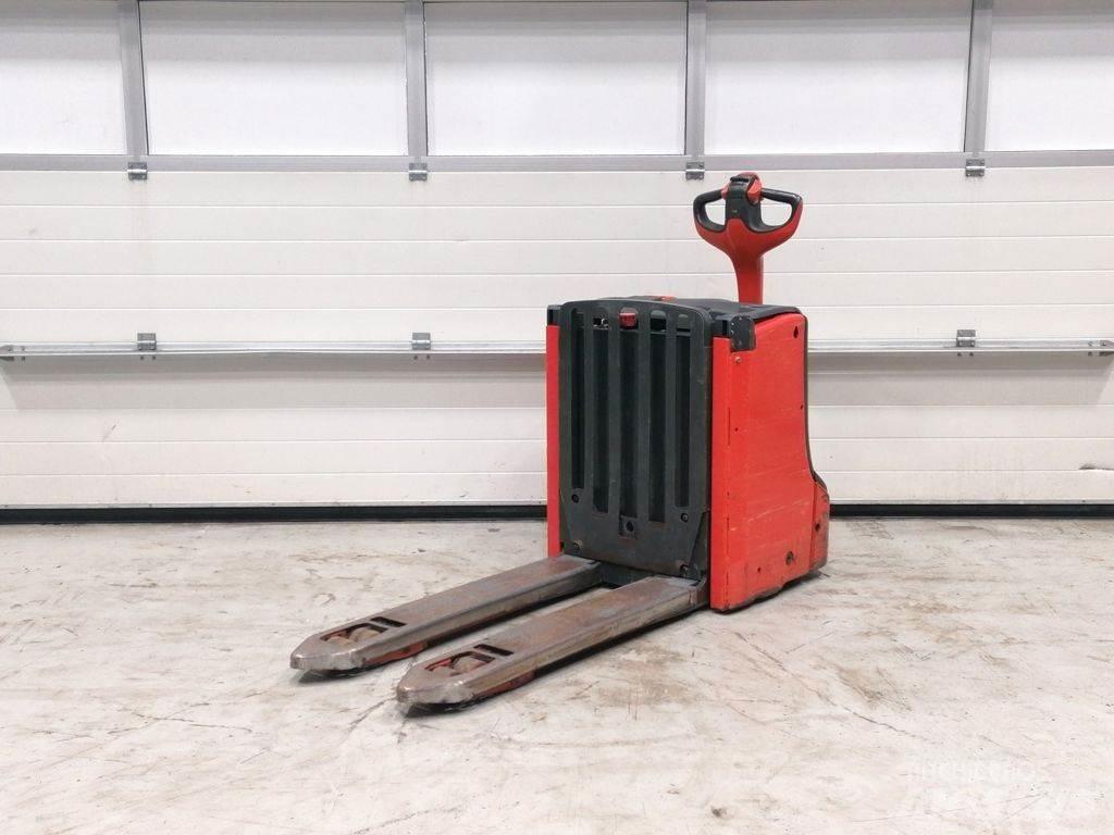 Linde T16L Lavansiirtotrukit