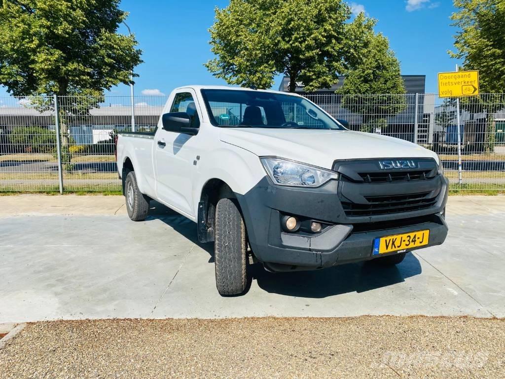 Isuzu D-Max Socage Henkilöautot