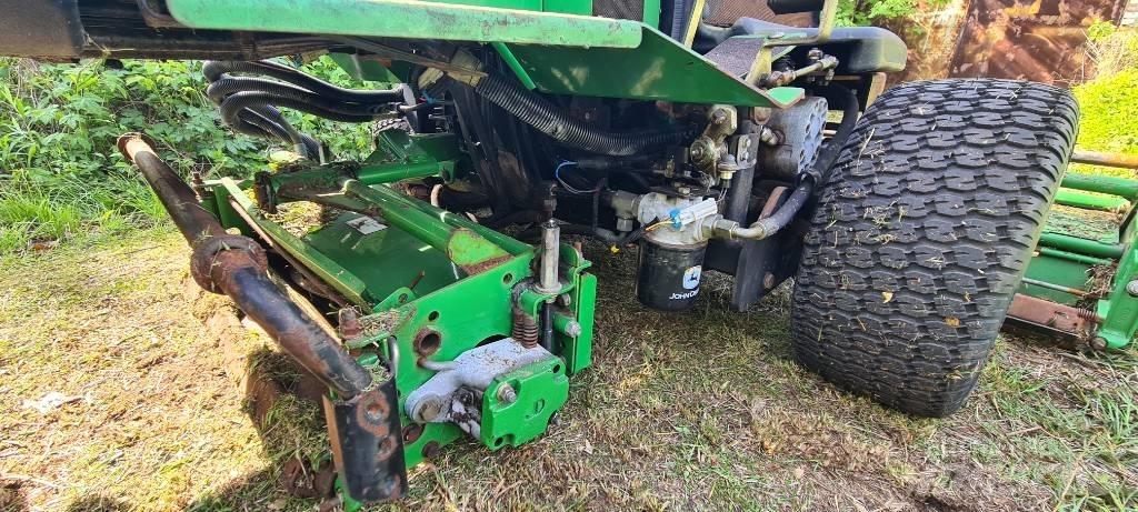John Deere 2653 B Väyläleikkuri