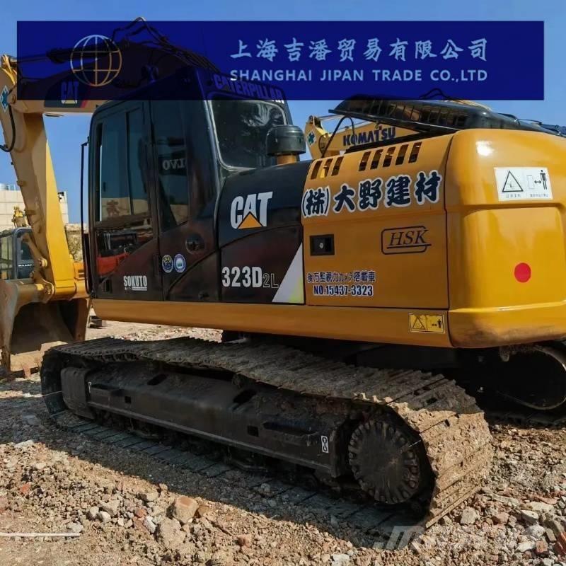 CAT 323 D Telakaivukoneet