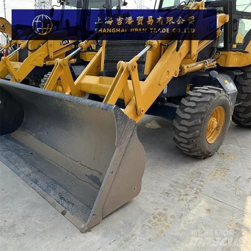 JCB 3 CX Pyöräkuormaajat