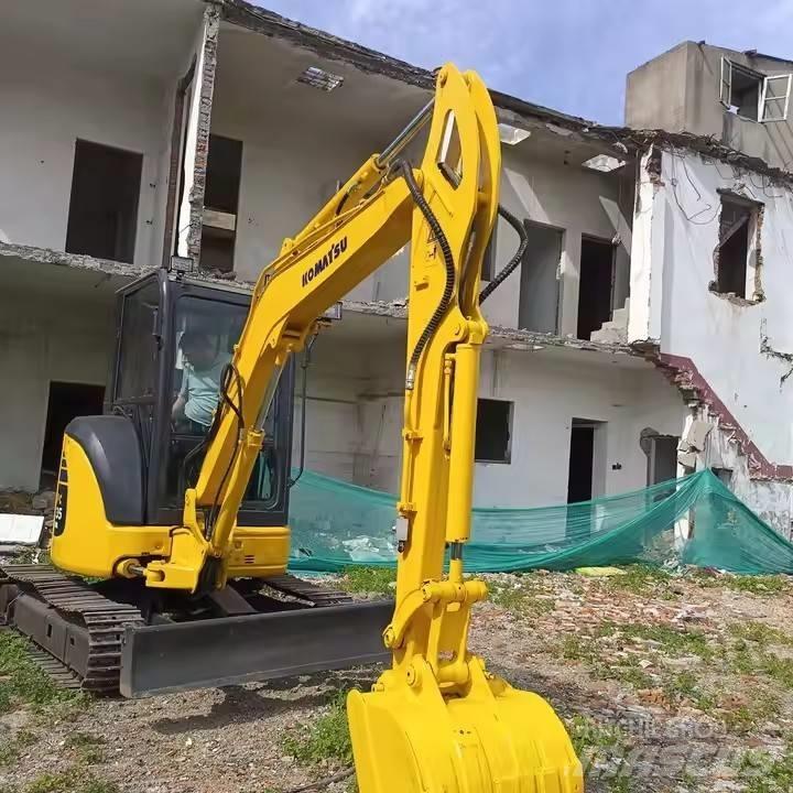 Komatsu PC35MR Telakaivukoneet