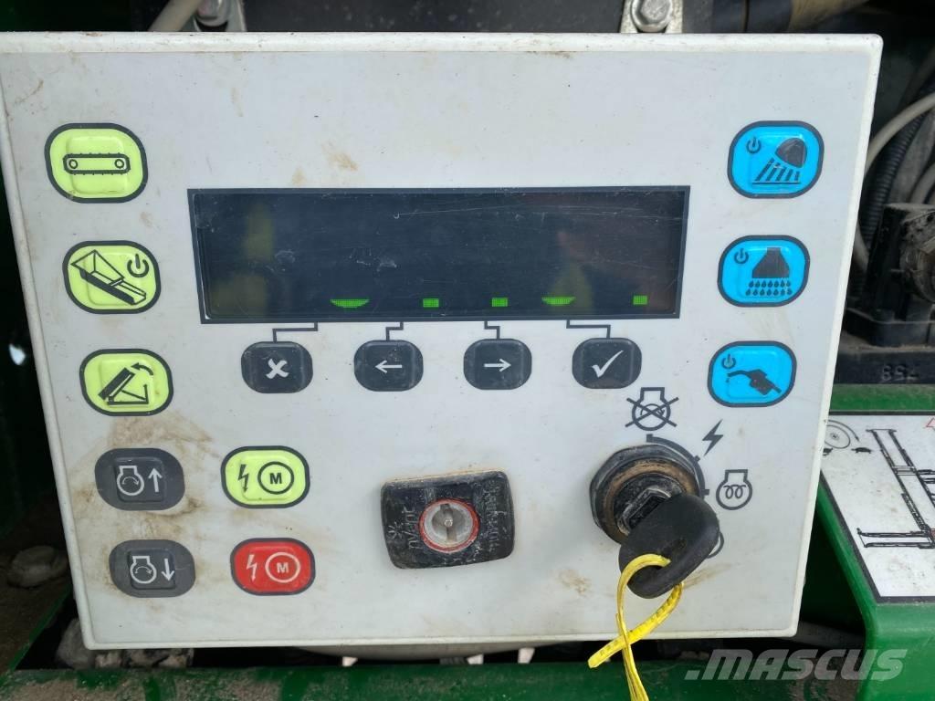 McCloskey R105 Seulat