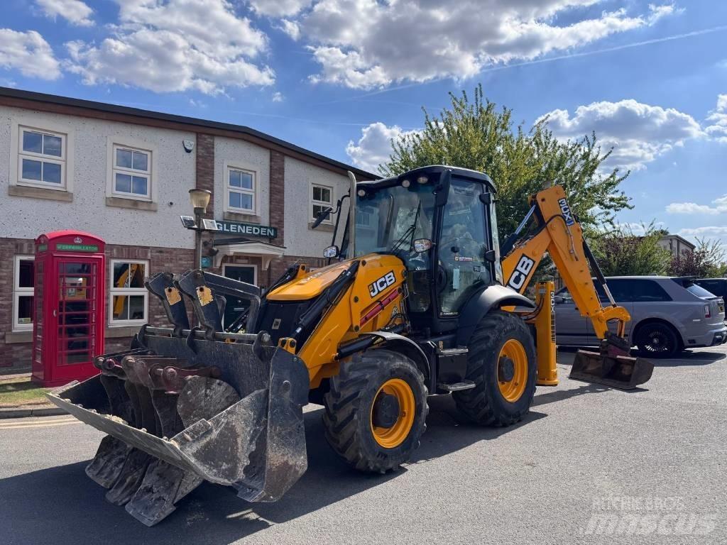 JCB 3 CX Contractor Kaivurikuormaajat
