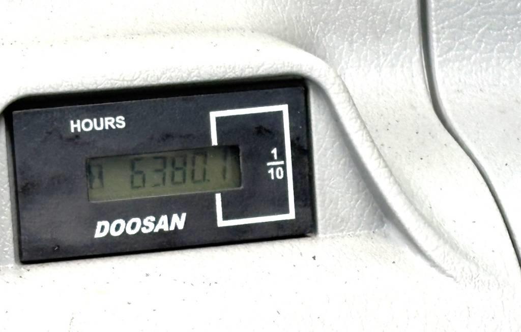 Doosan DX180LC-5 Telakaivukoneet