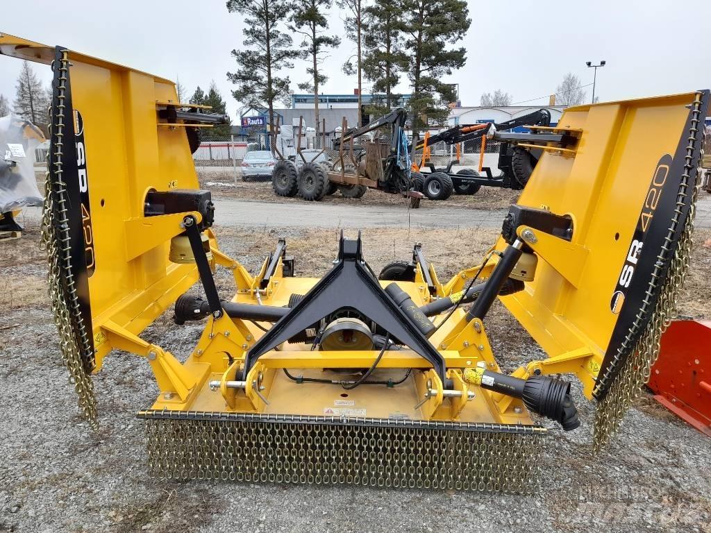 McConnel SR 420 Kesantoleikkurit ja -murskaimet