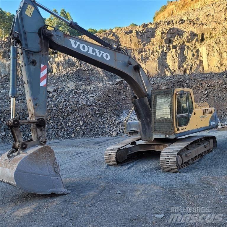 Volvo EC240BLC Telakaivukoneet