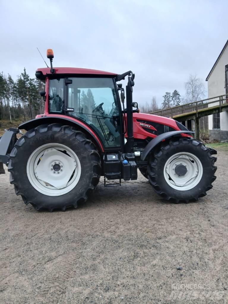 Valtra A135ht Traktorit