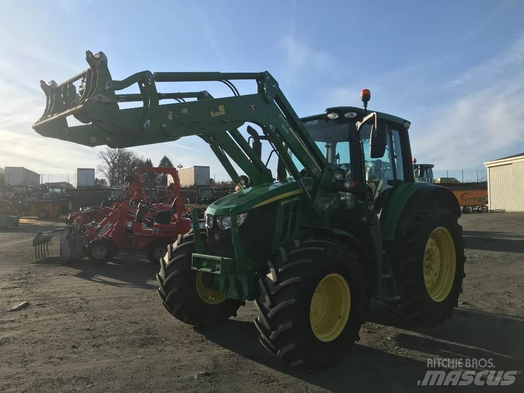 John Deere 6100 M Traktorit
