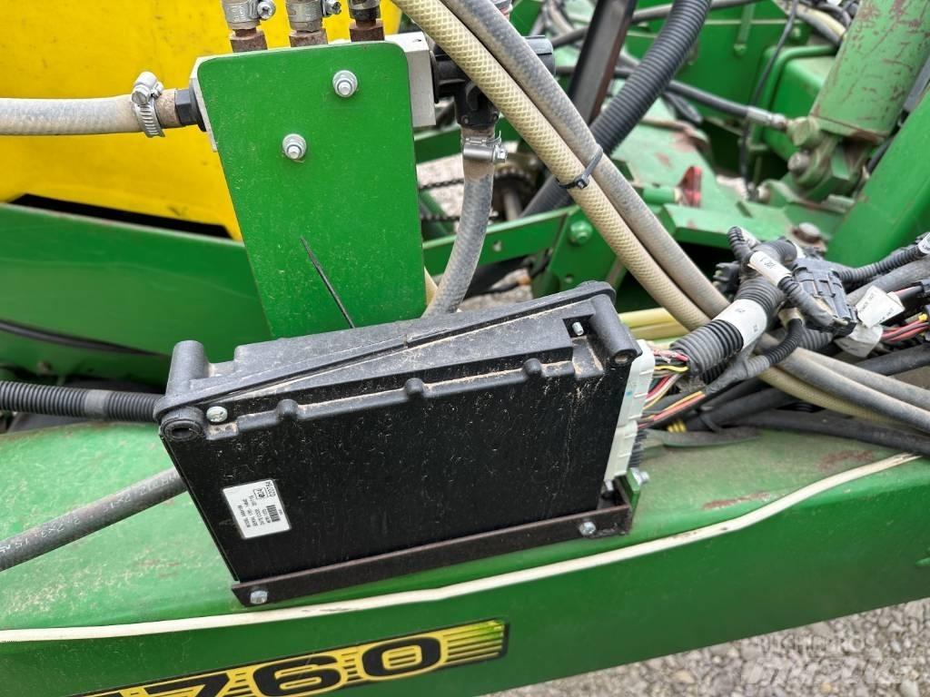 John Deere 1760 Istutuskoneet