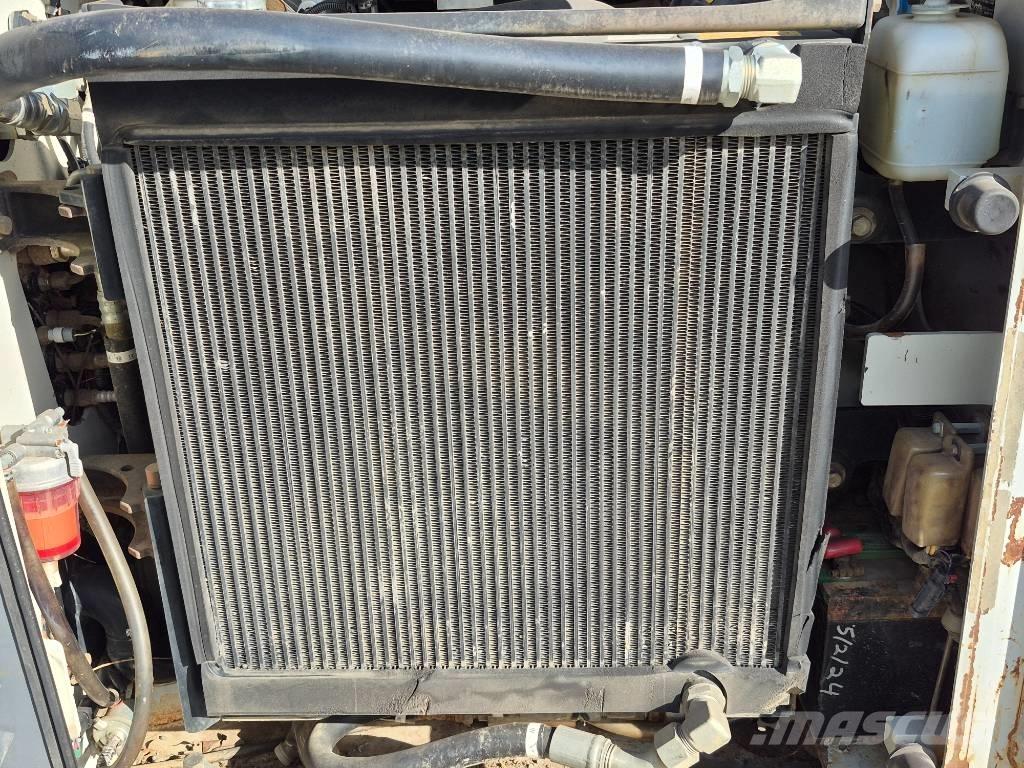 Takeuchi TL 8 Liukuohjatut kuormaajat