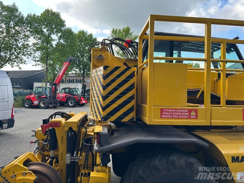 Manitou Manirail Kurottajat