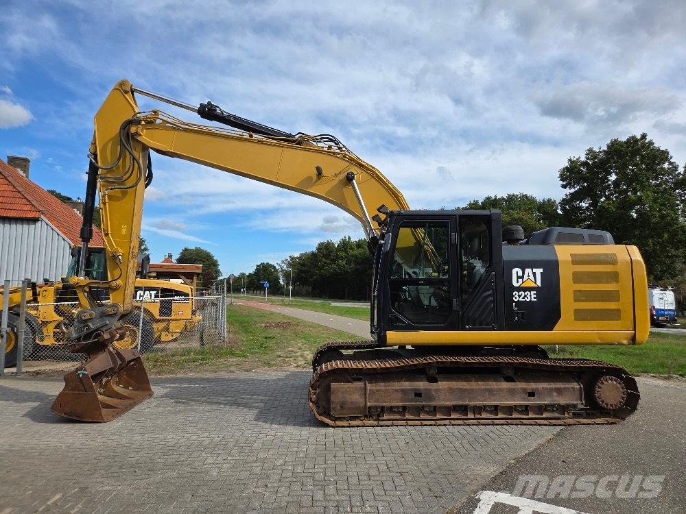 CAT 323EL Telakaivukoneet