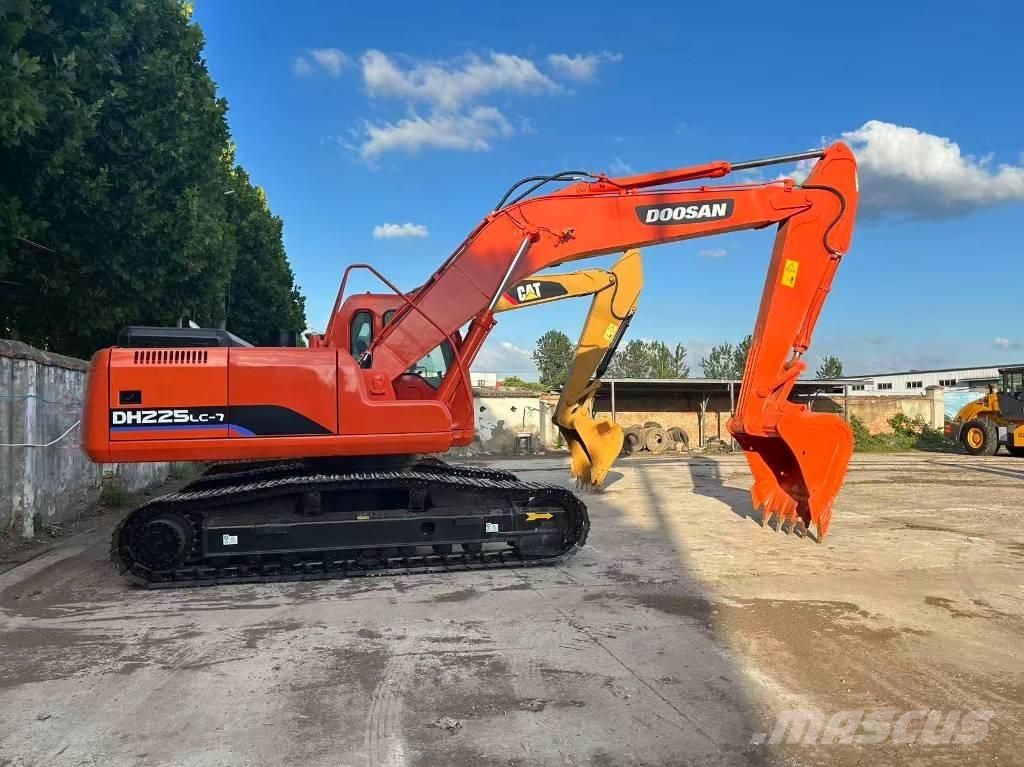 Doosan DH 225 LC-7 Telakaivukoneet