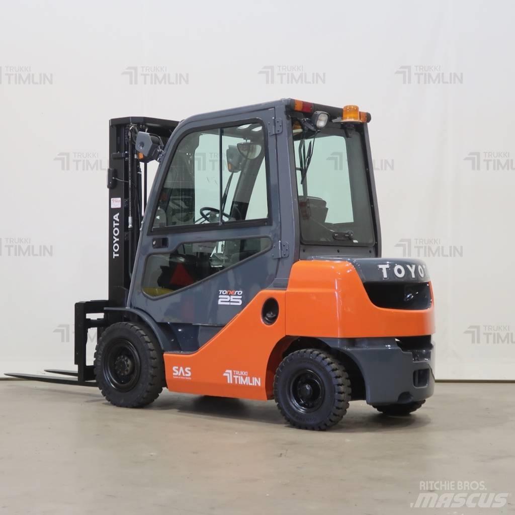 Toyota 52-8FDF25 Dieseltrukit