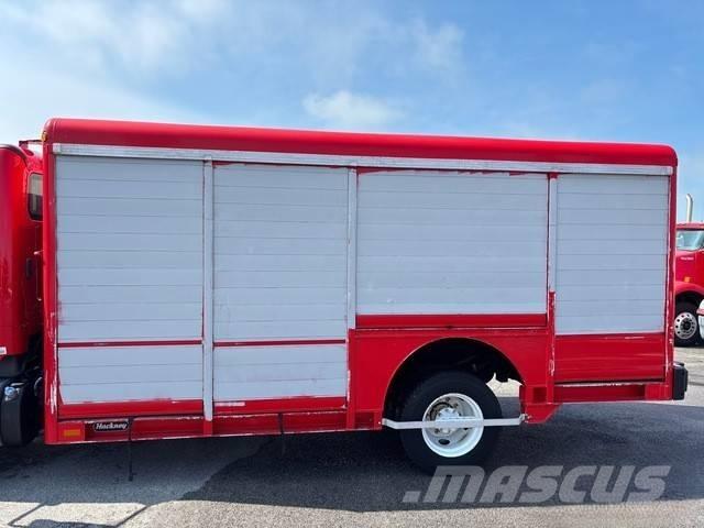 Freightliner M2 Juomien jakeluautot
